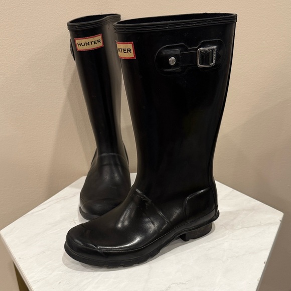 🔥Hunter Black Rain Boots🔥 - Picture 1 of 7